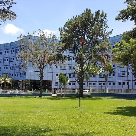 Imperial Resort Beach Hotel 엔테베 외부 사진