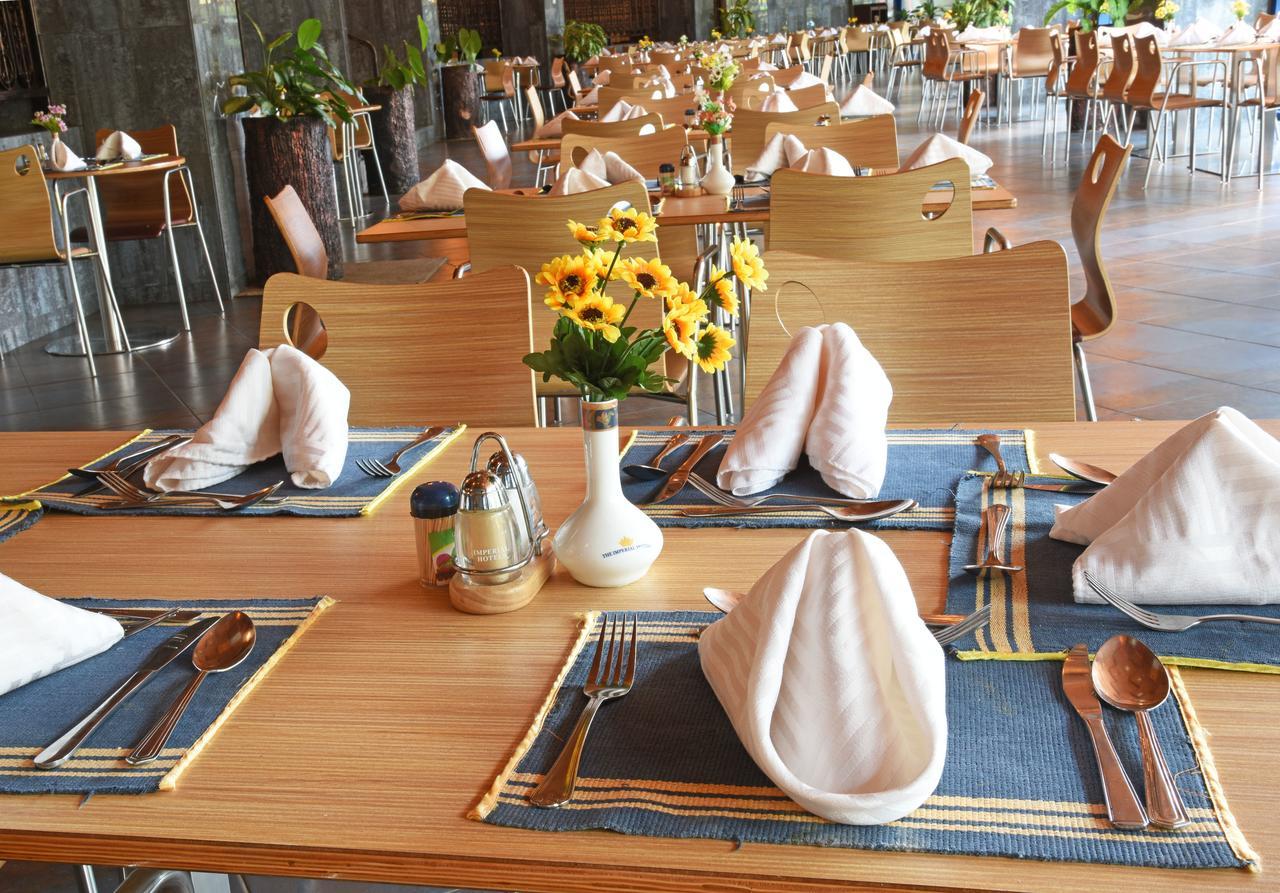 Imperial Resort Beach Hotel 엔테베 외부 사진