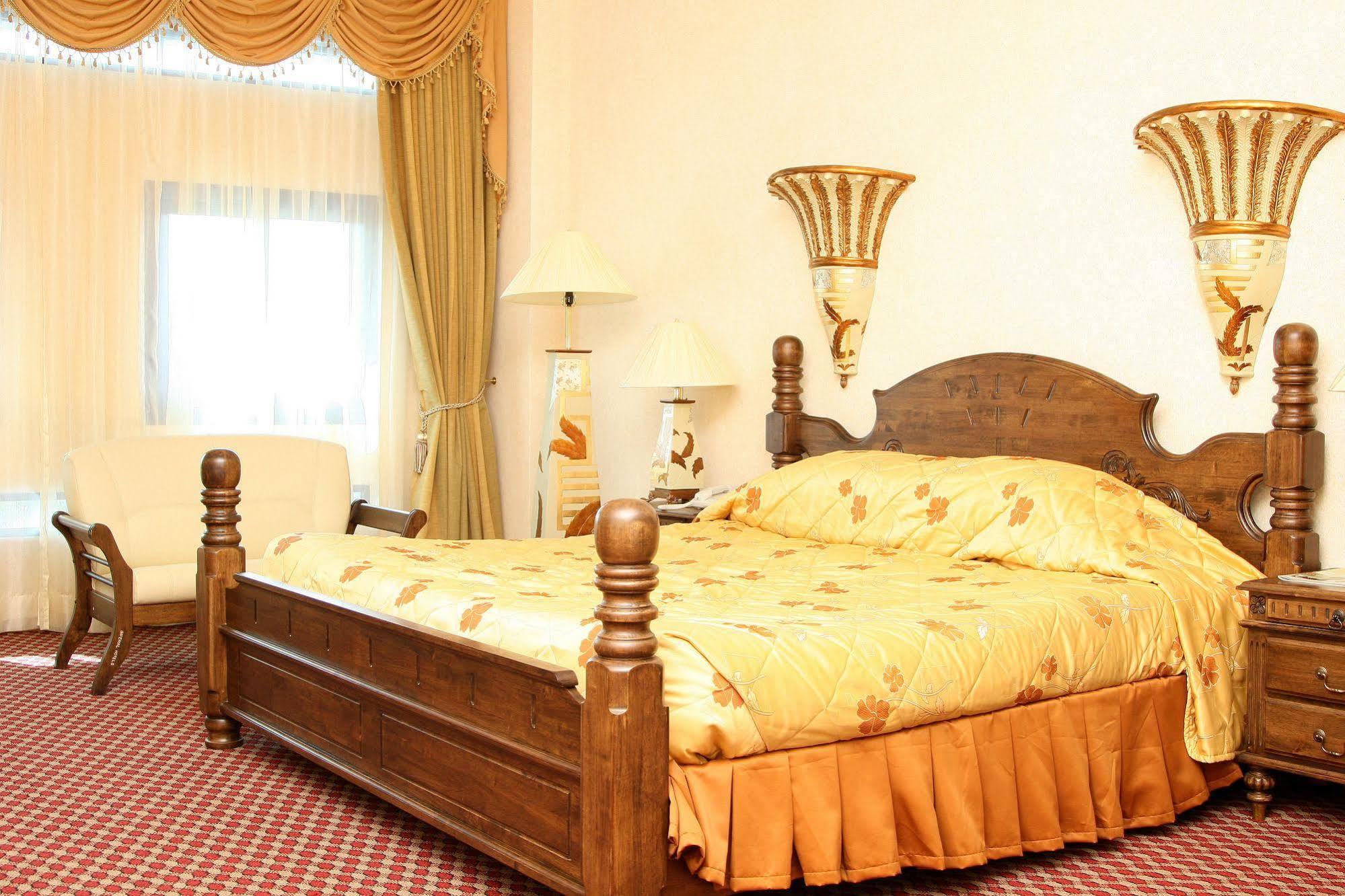 Imperial Resort Beach Hotel 엔테베 외부 사진