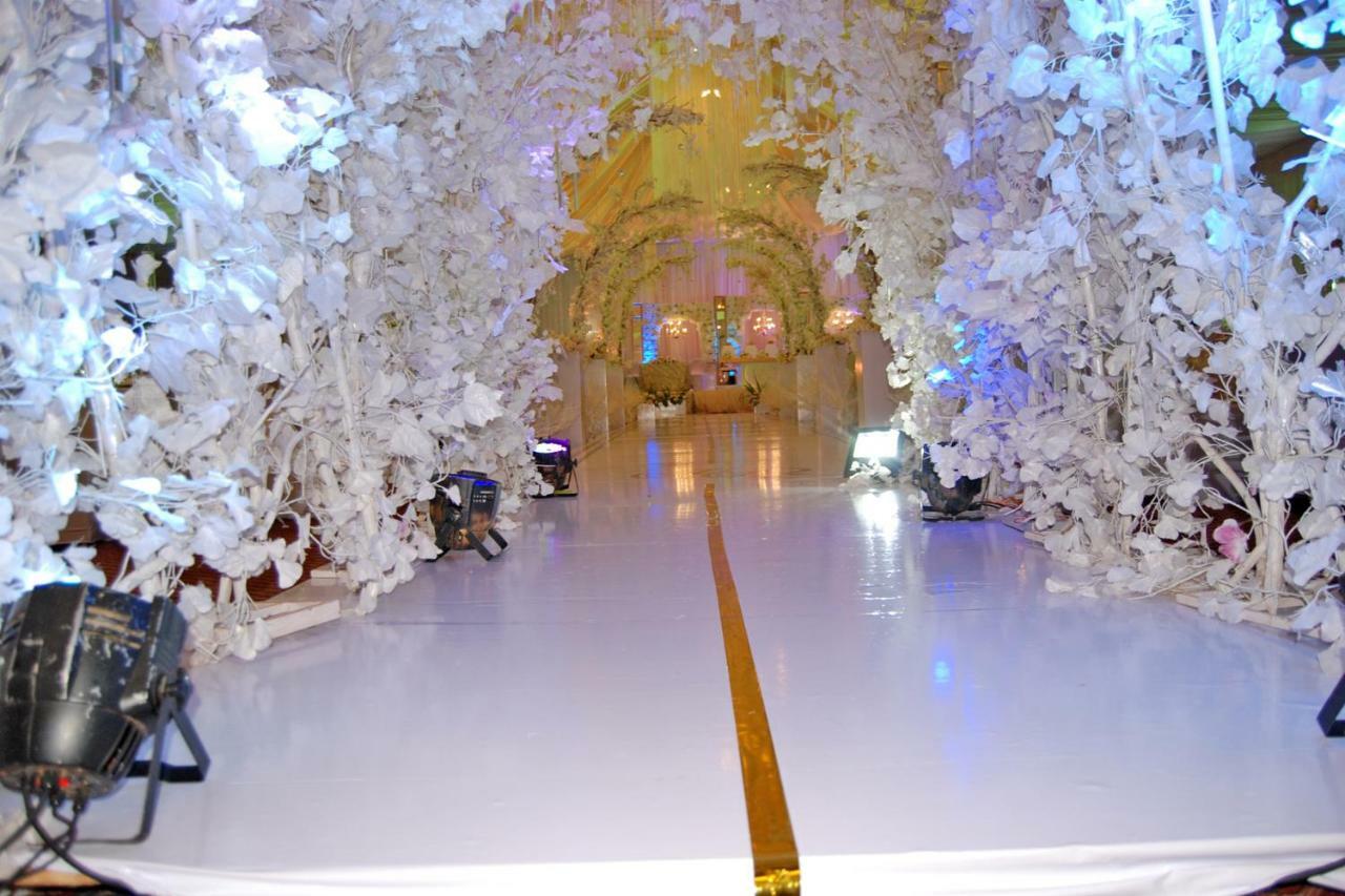 Imperial Resort Beach Hotel 엔테베 외부 사진
