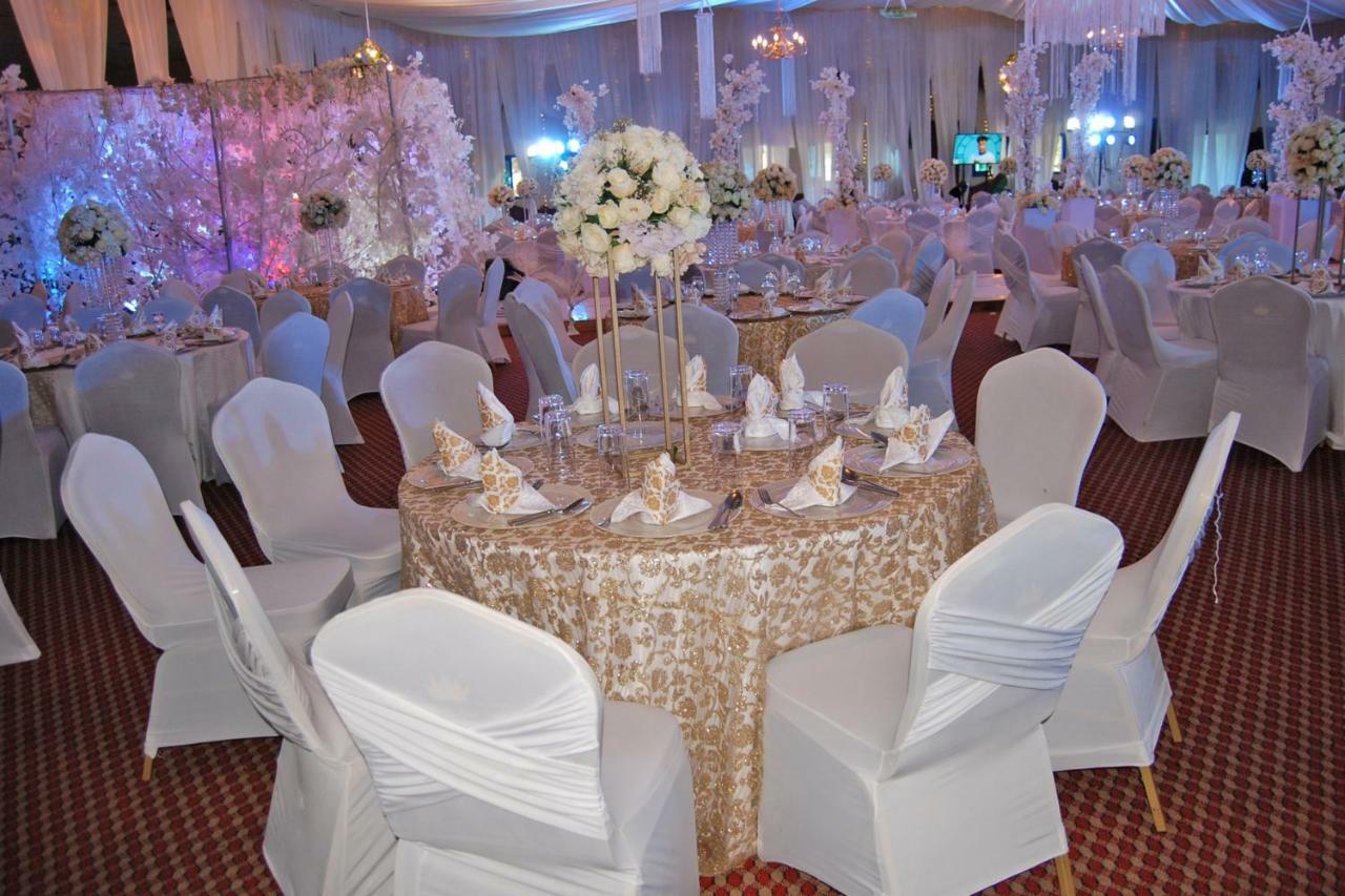 Imperial Resort Beach Hotel 엔테베 외부 사진